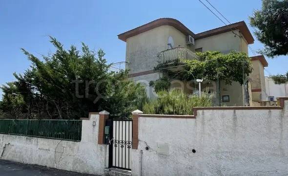 casa indipendente in vendita a Calopezzati