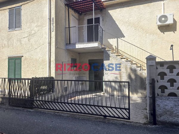 appartamento in vendita a Calopezzati