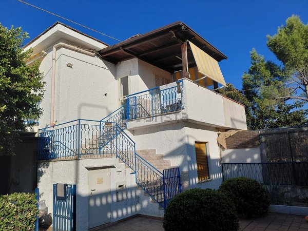 appartamento in vendita a Calopezzati