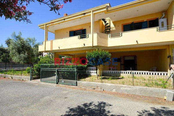 casa indipendente in vendita a Calopezzati