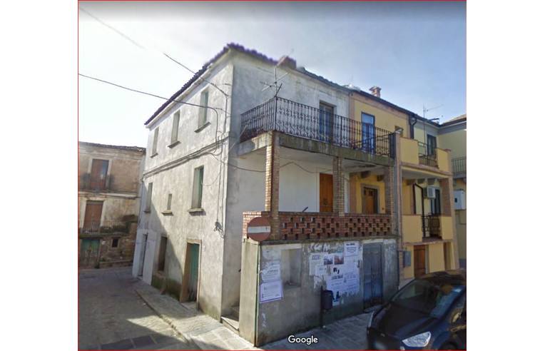 casa indipendente in vendita a Canna