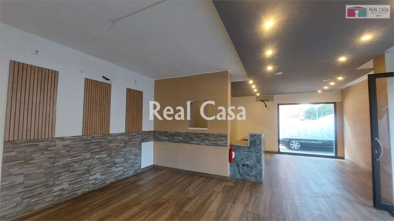 locale commerciale in vendita a Canna