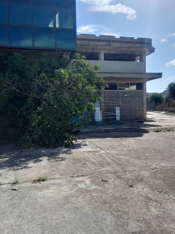 capannone in vendita a Cariati