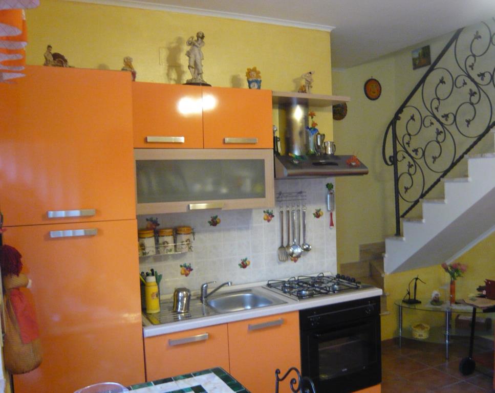 casa indipendente in vendita a Cariati