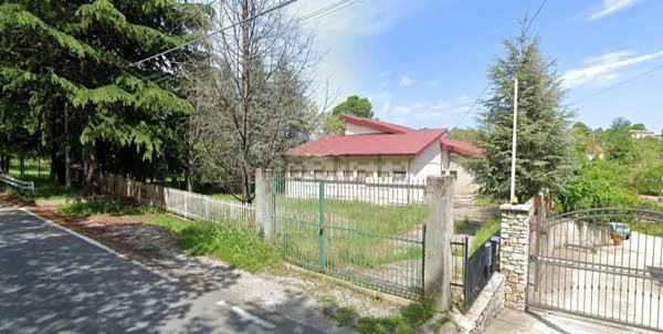 casa indipendente in vendita a Carolei