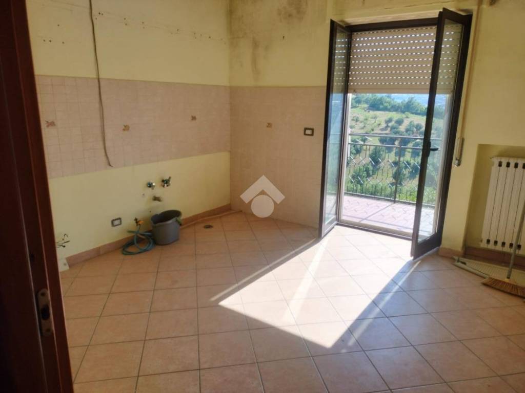 appartamento in vendita a Carolei in zona Vadue