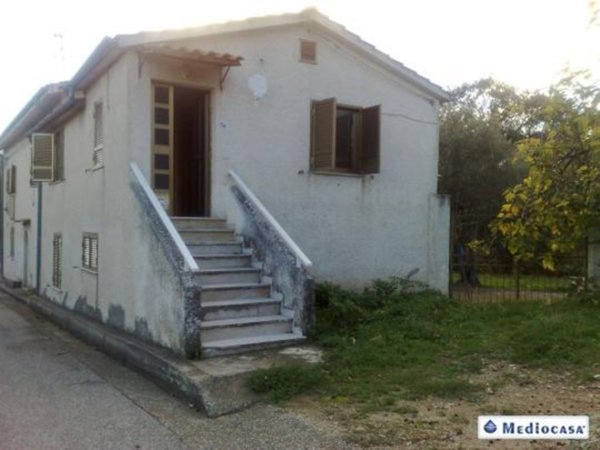 casa indipendente in vendita a Carolei
