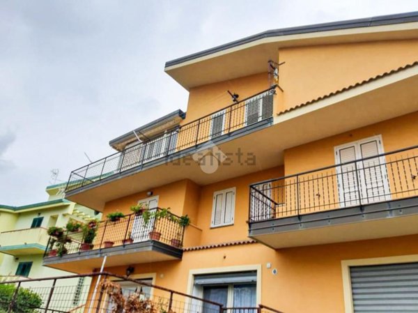appartamento in vendita a Carolei