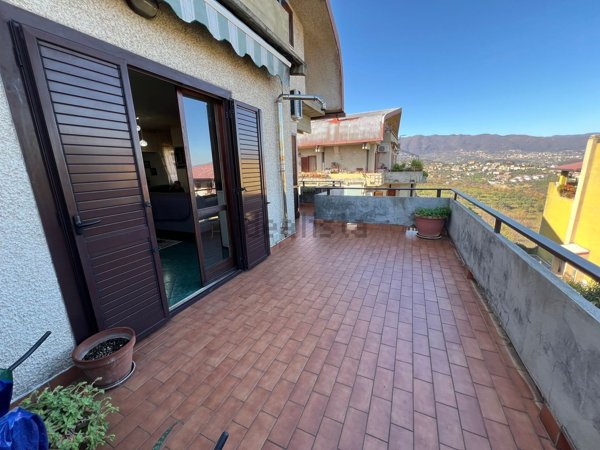 appartamento in vendita a Carolei in zona Vadue