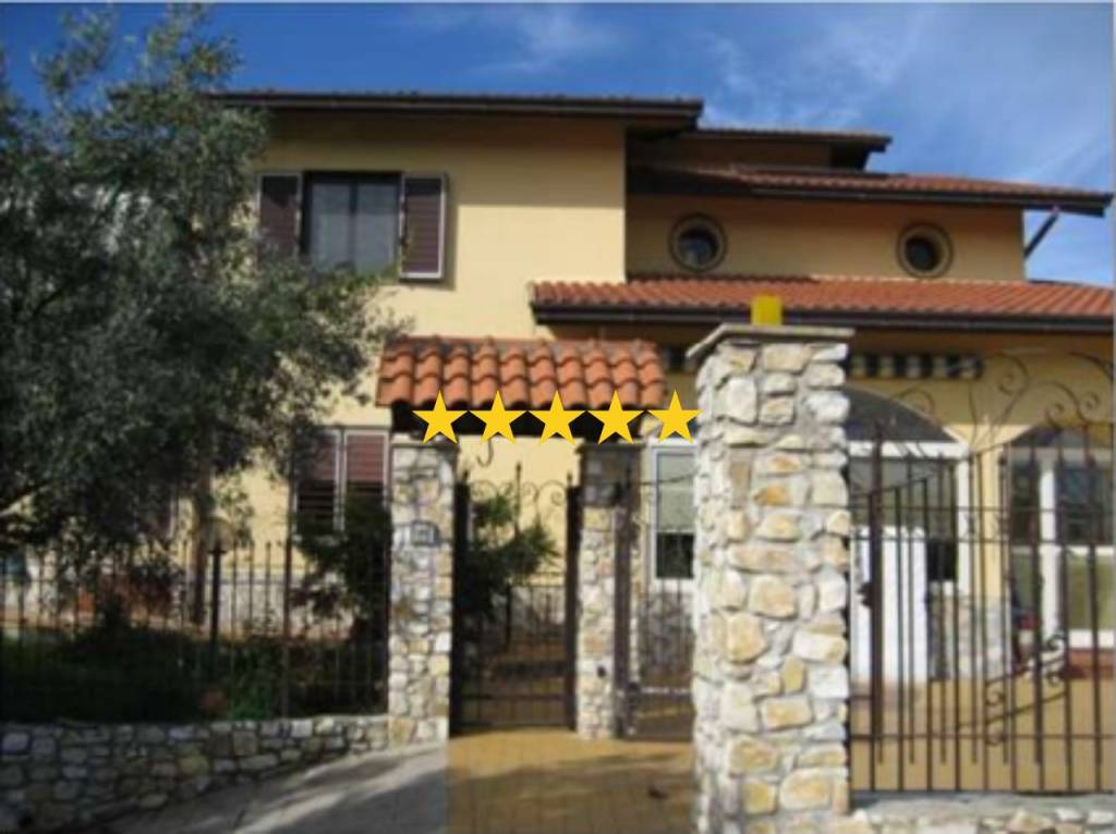 appartamento in vendita a Carolei