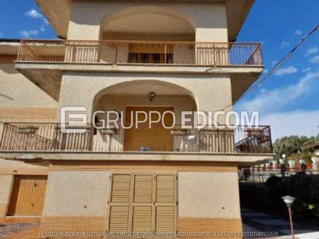 casa indipendente in vendita a Carolei