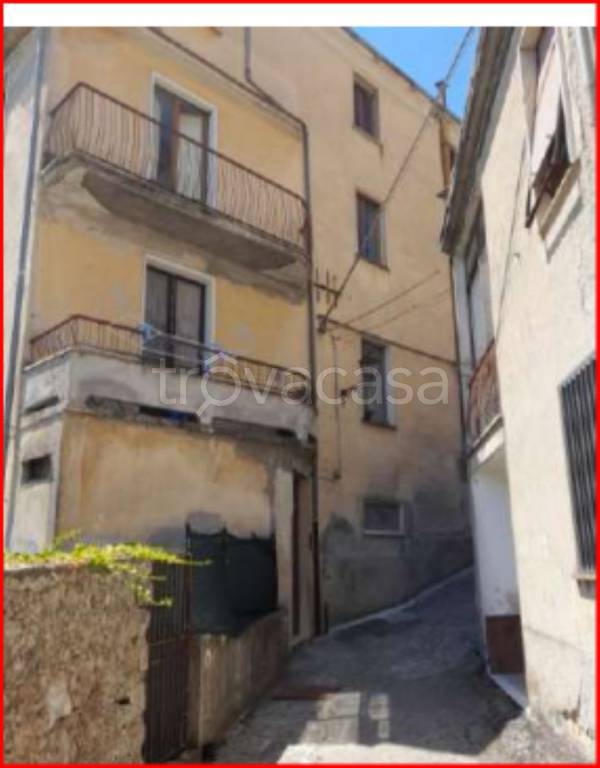 appartamento in vendita a Carolei