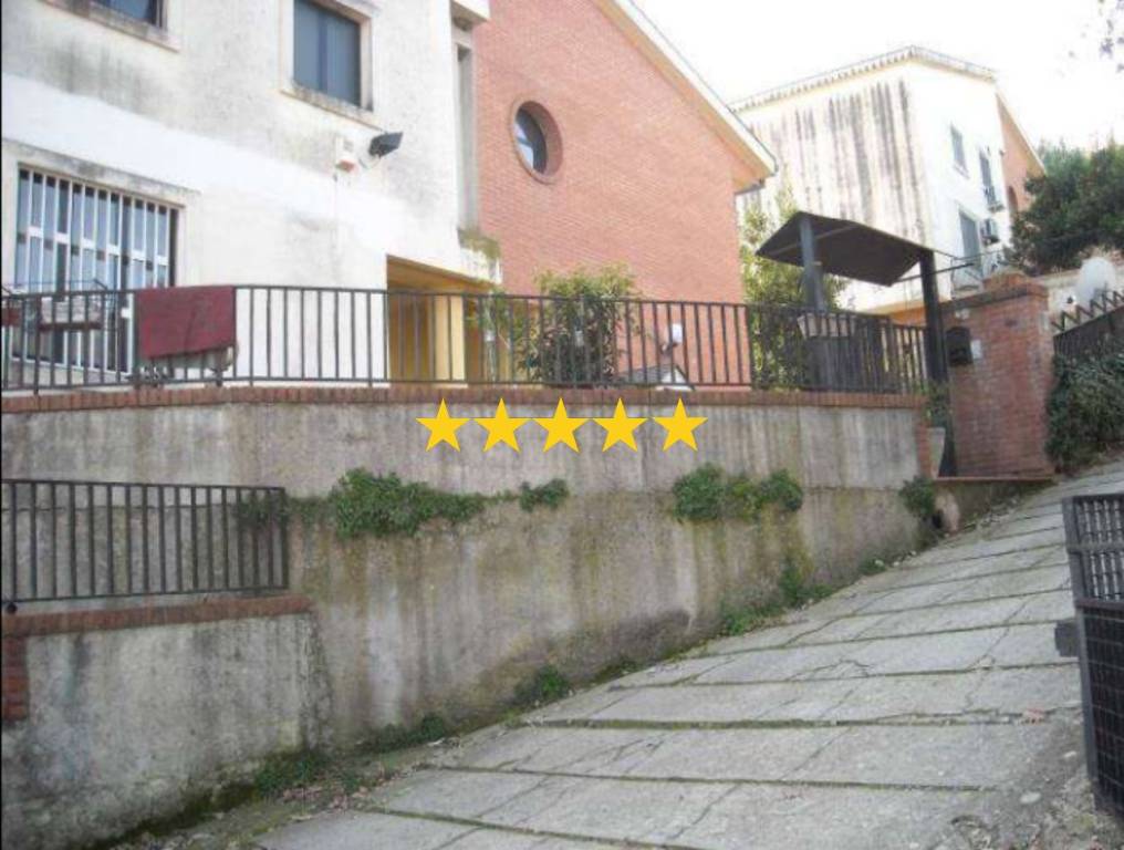 appartamento in vendita a Carolei