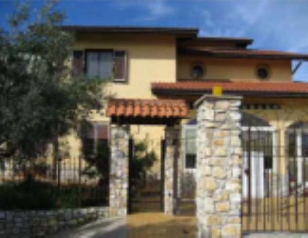 appartamento in vendita a Carolei