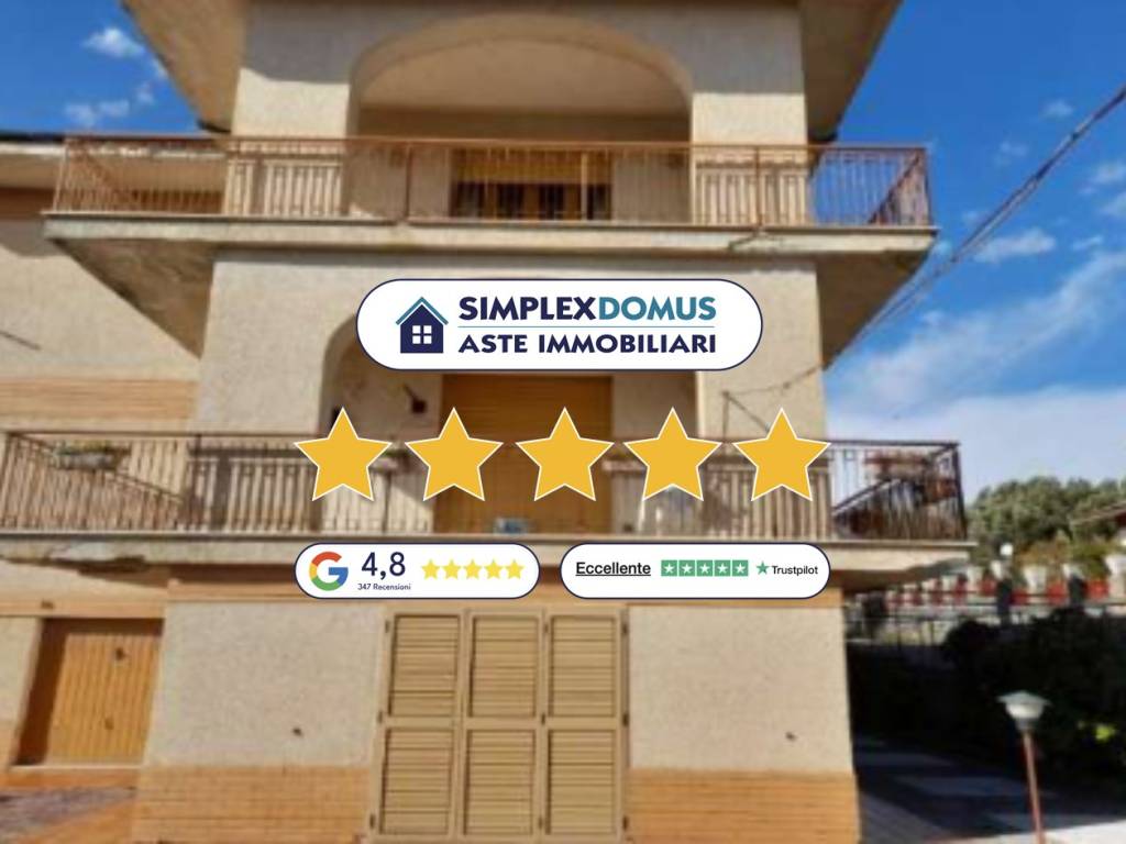 casa indipendente in vendita a Carolei