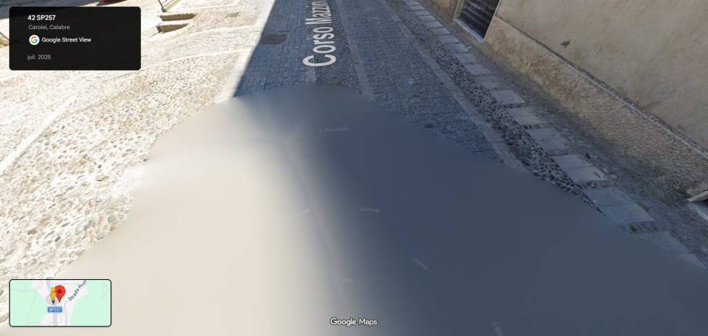 locale commerciale in vendita a Carolei