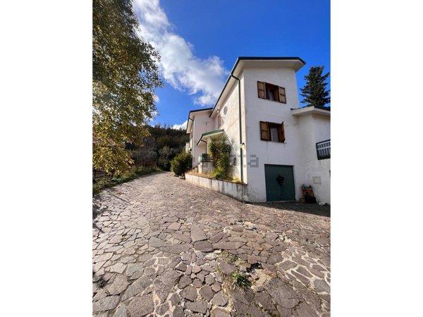 casa indipendente in vendita a Carolei in zona Vadue