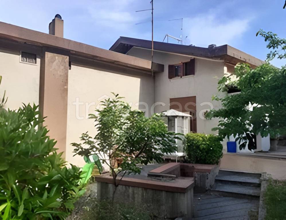 appartamento in vendita a Carolei in zona Vadue