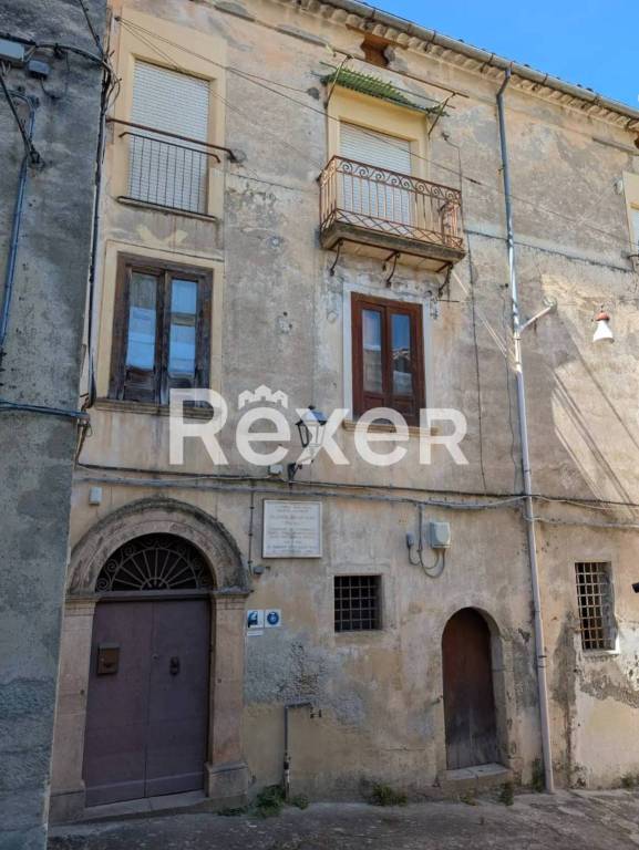 appartamento in vendita a Carolei