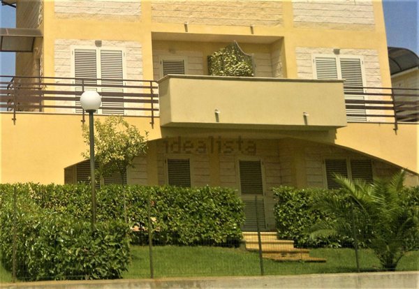 casa indipendente in vendita a Cassano all'Ionio