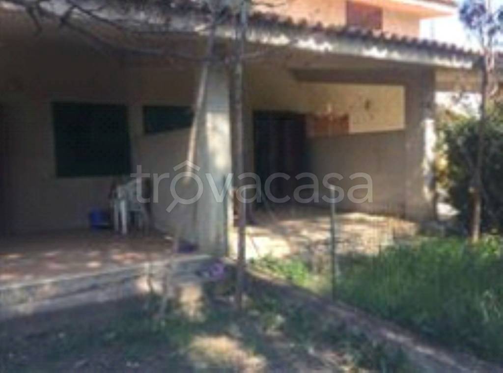 casa indipendente in vendita a Cassano all'Ionio