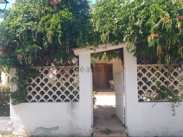 casa indipendente in vendita a Cassano all'Ionio