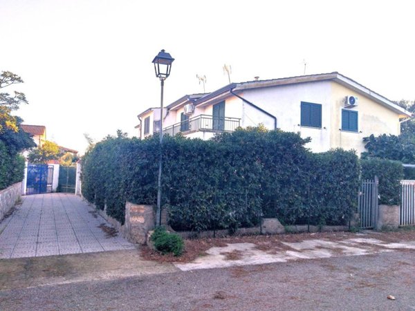 casa indipendente in vendita a Cassano all'Ionio