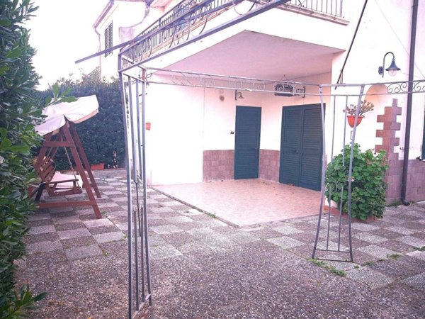 casa indipendente in vendita a Cassano all'Ionio