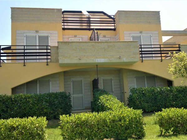 casa indipendente in vendita a Cassano all'Ionio