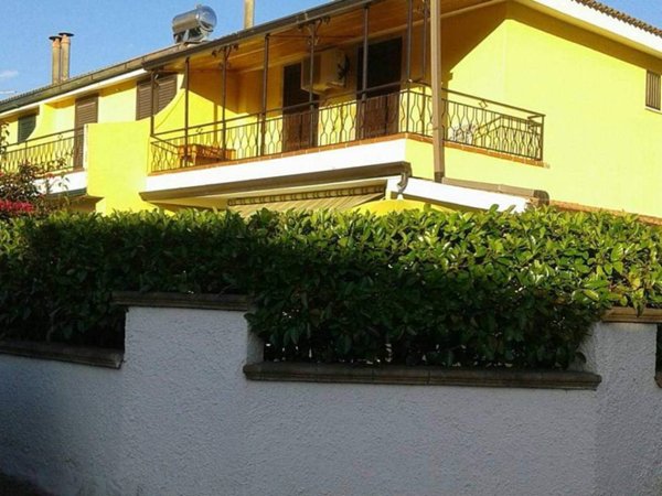 casa indipendente in vendita a Cassano all'Ionio