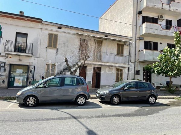 casa indipendente in vendita a Cassano all'Ionio