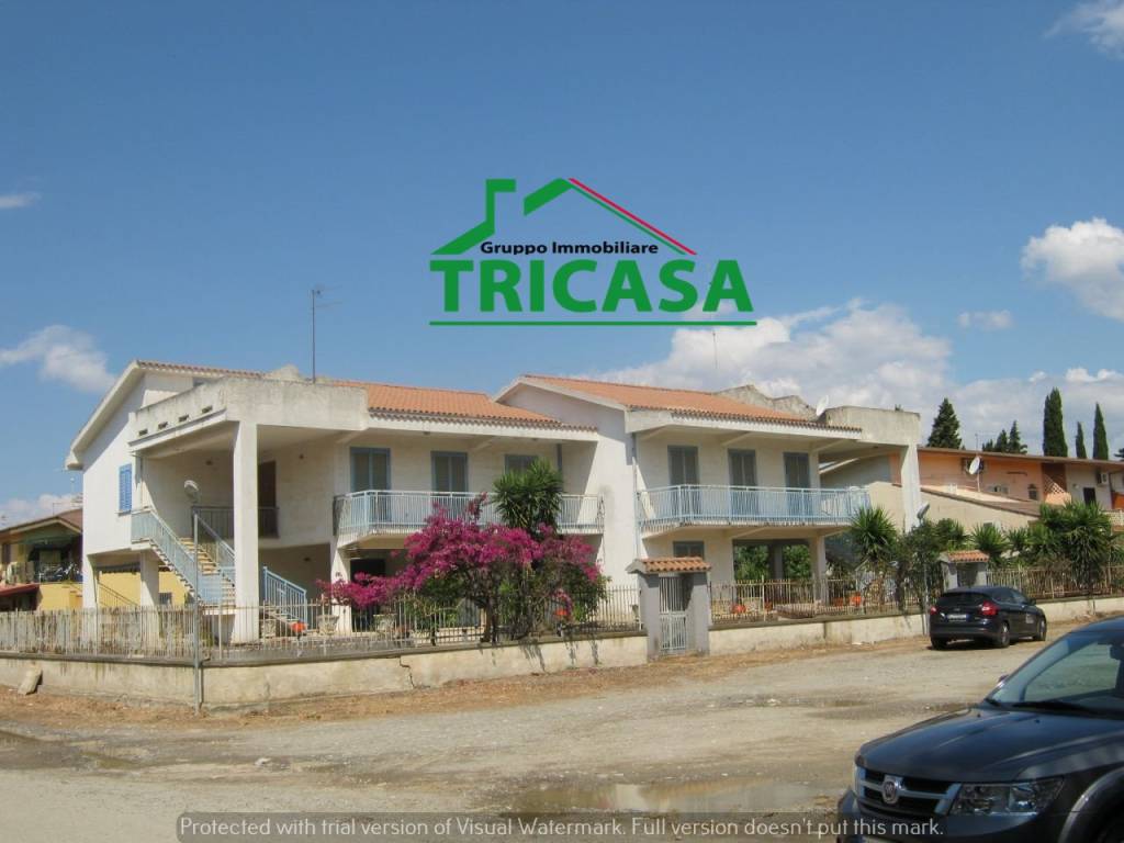 casa indipendente in vendita a Cassano all'Ionio
