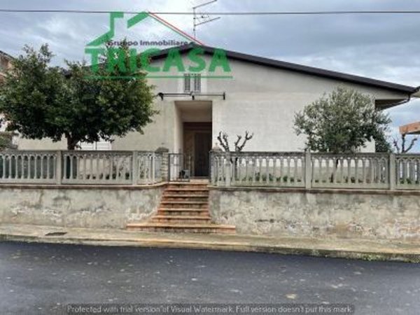 casa indipendente in vendita a Cassano all'Ionio