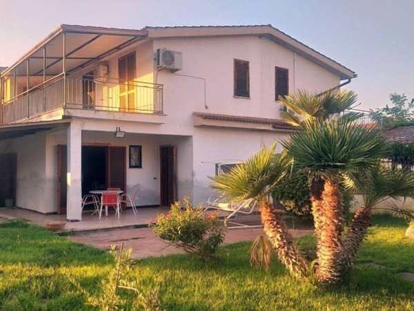 casa indipendente in vendita a Cassano all'Ionio