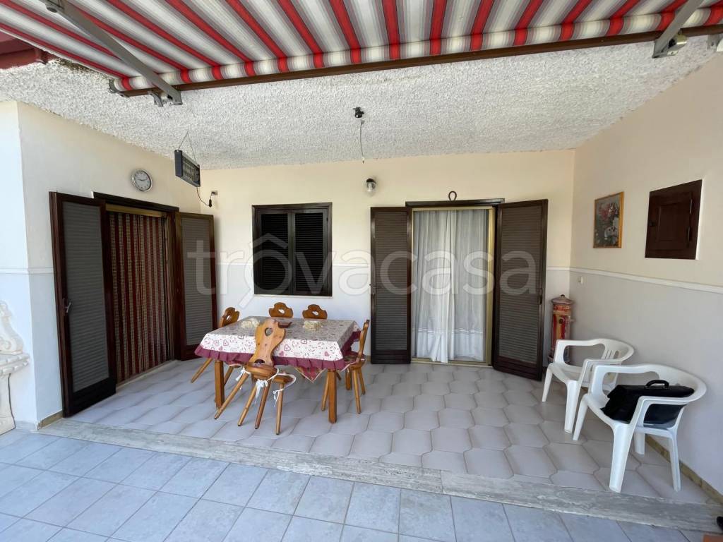 casa indipendente in vendita a Cassano all'Ionio