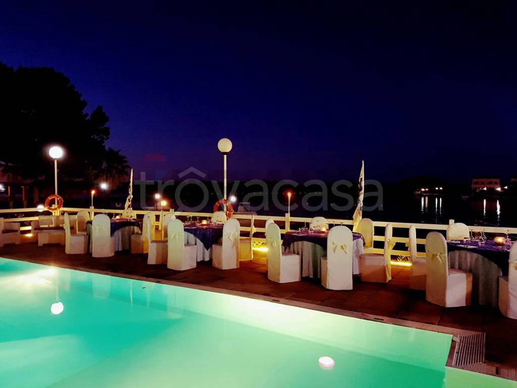 negozio in vendita a Cassano all'Ionio