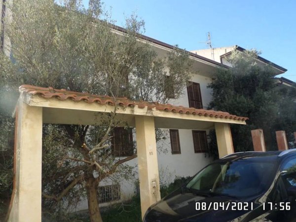 casa indipendente in vendita a Cassano all'Ionio