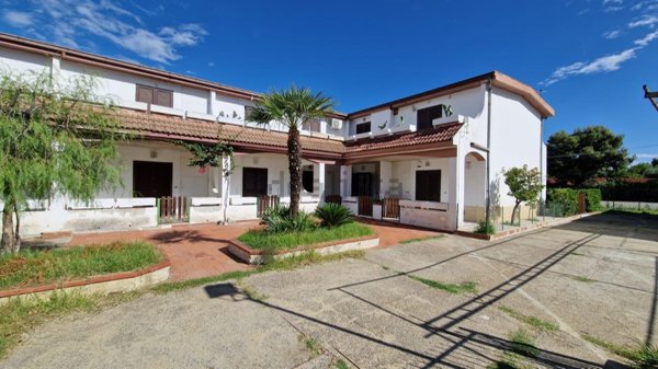 casa indipendente in vendita a Cassano all'Ionio