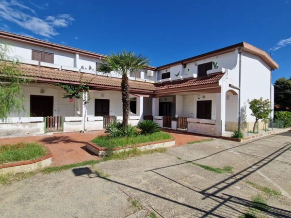 casa indipendente in vendita a Cassano all'Ionio