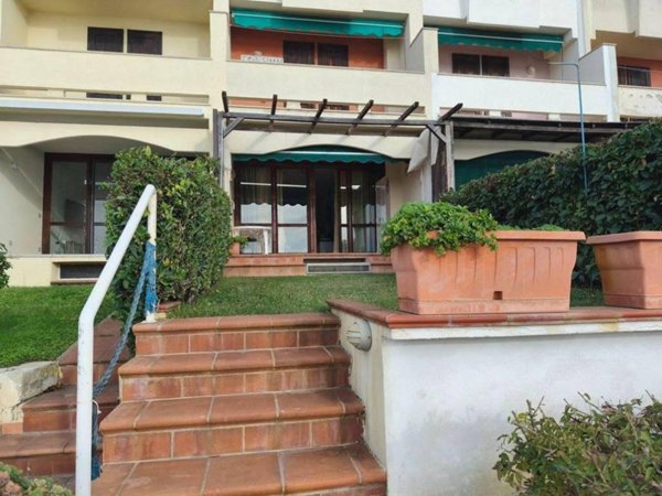 casa indipendente in vendita a Cassano all'Ionio