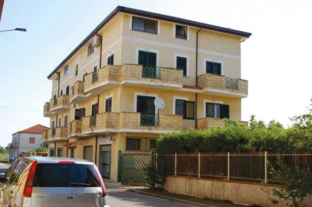 negozio in vendita a Cassano all'Ionio