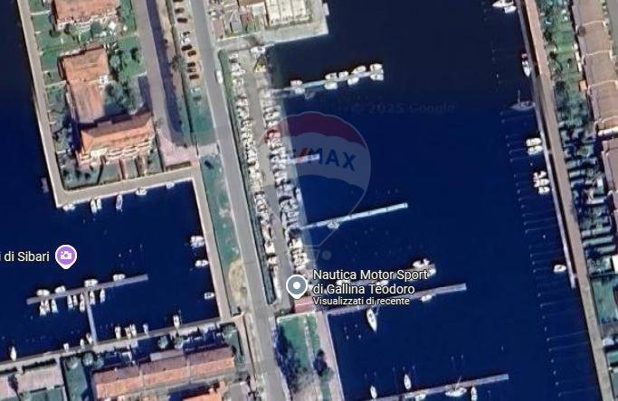 negozio in vendita a Cassano all'Ionio