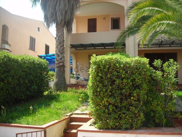 casa indipendente in vendita a Cassano all'Ionio