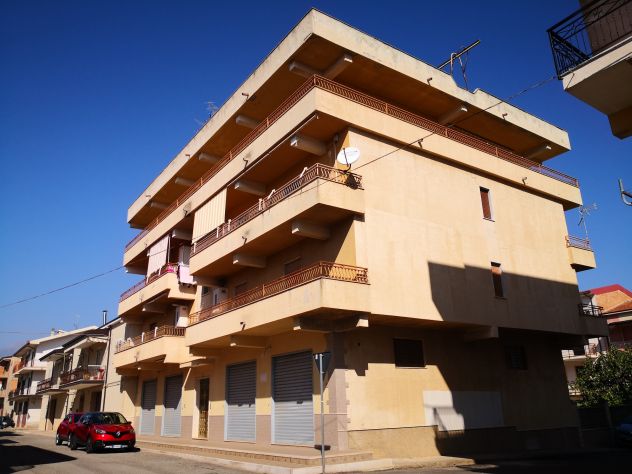 locale commerciale in vendita a Cassano all'Ionio