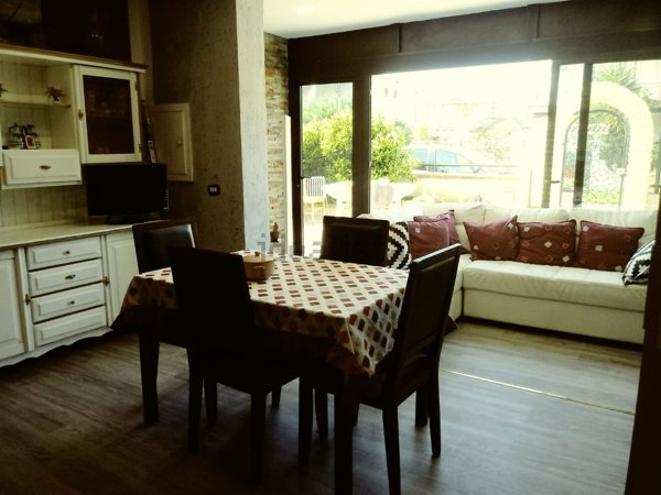 casa indipendente in vendita a Cassano all'Ionio