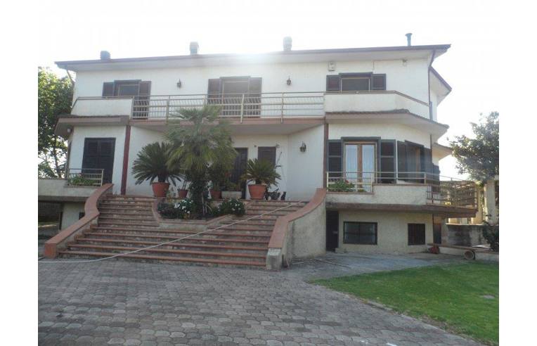 casa indipendente in vendita a Cassano all'Ionio