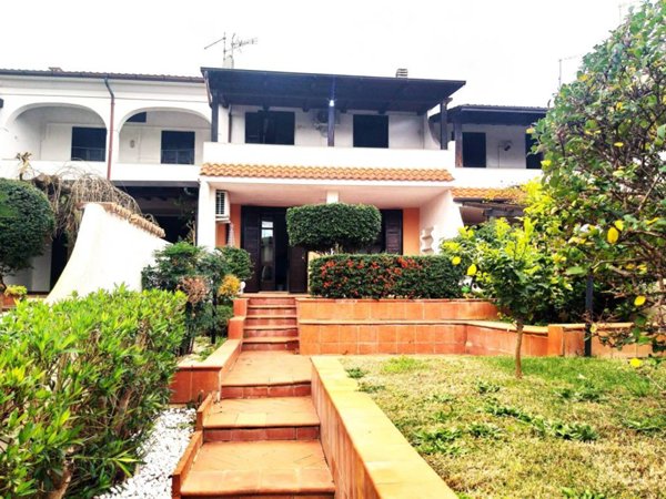 casa indipendente in vendita a Cassano all'Ionio