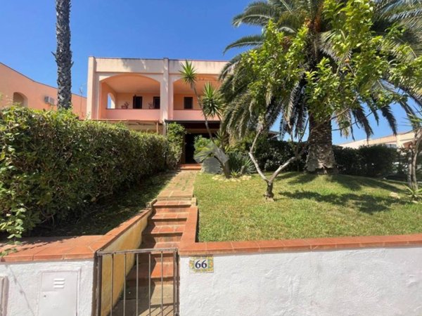 casa indipendente in vendita a Cassano all'Ionio