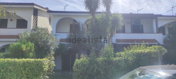casa indipendente in vendita a Cassano all'Ionio