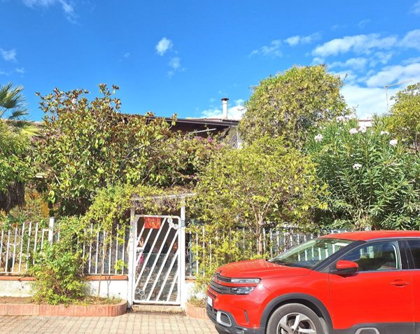 casa indipendente in vendita a Cassano all'Ionio